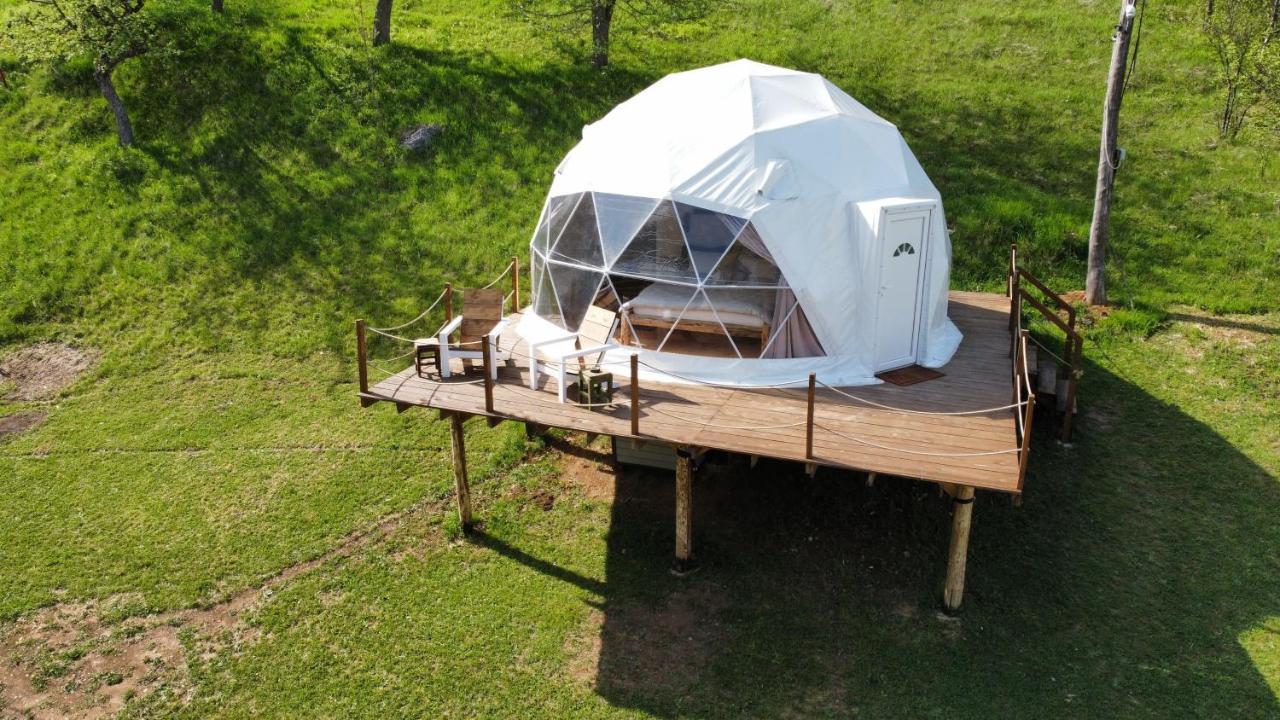 Nomad Glamping Appartement Sipovo Buitenkant foto