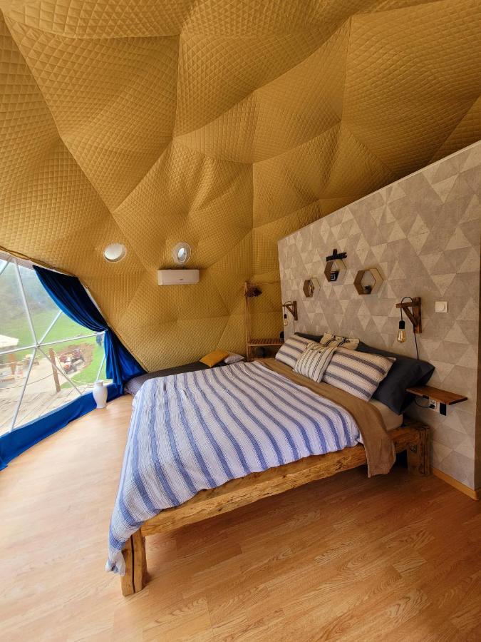 Nomad Glamping Appartement Sipovo Buitenkant foto