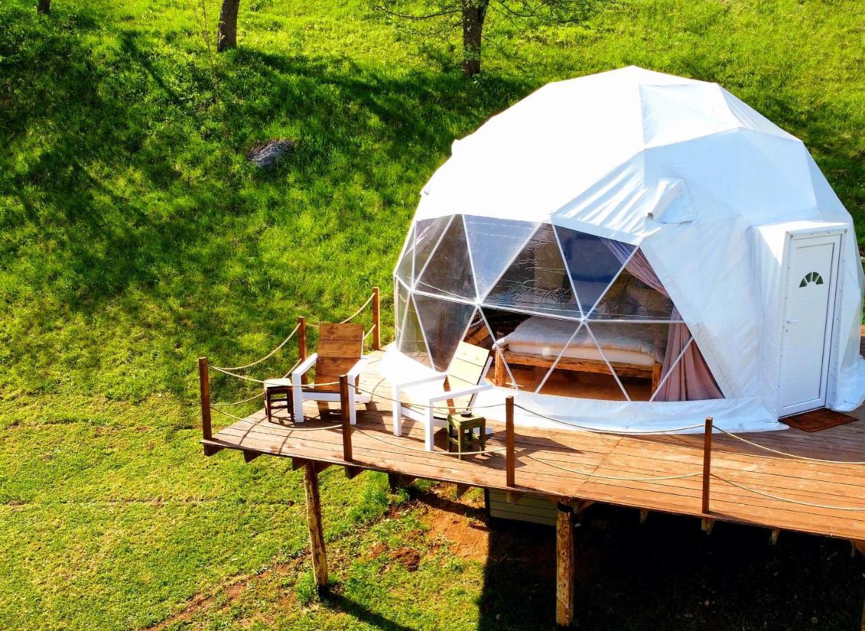 Nomad Glamping Appartement Sipovo Buitenkant foto