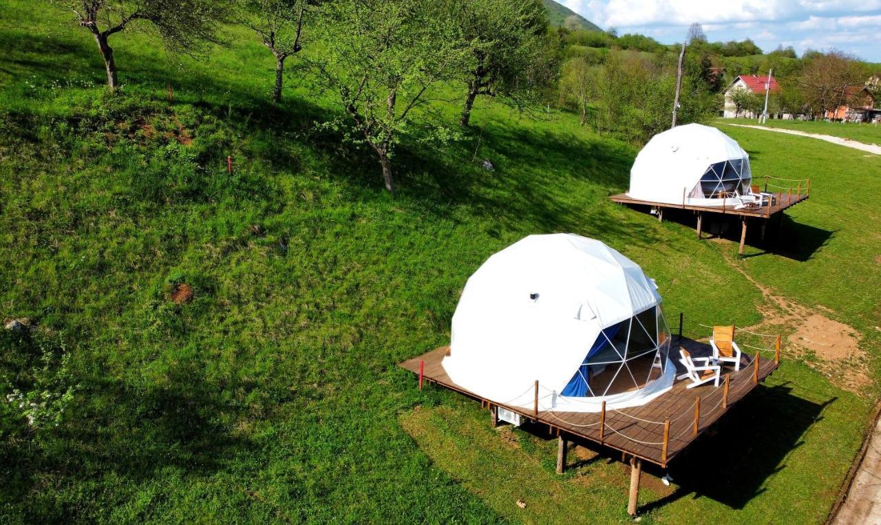 Nomad Glamping Appartement Sipovo Buitenkant foto